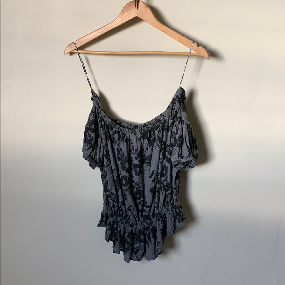 FREE PEOPLE🍃 Off Shoulder Blouse Floral Grey Boho